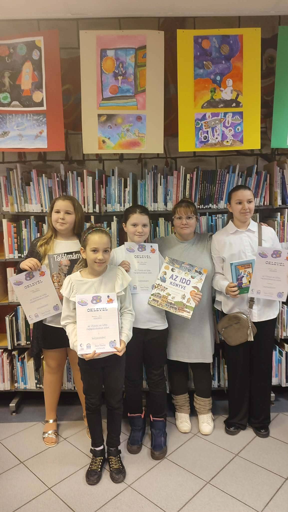 Utazás az űrbe - rajzverseny